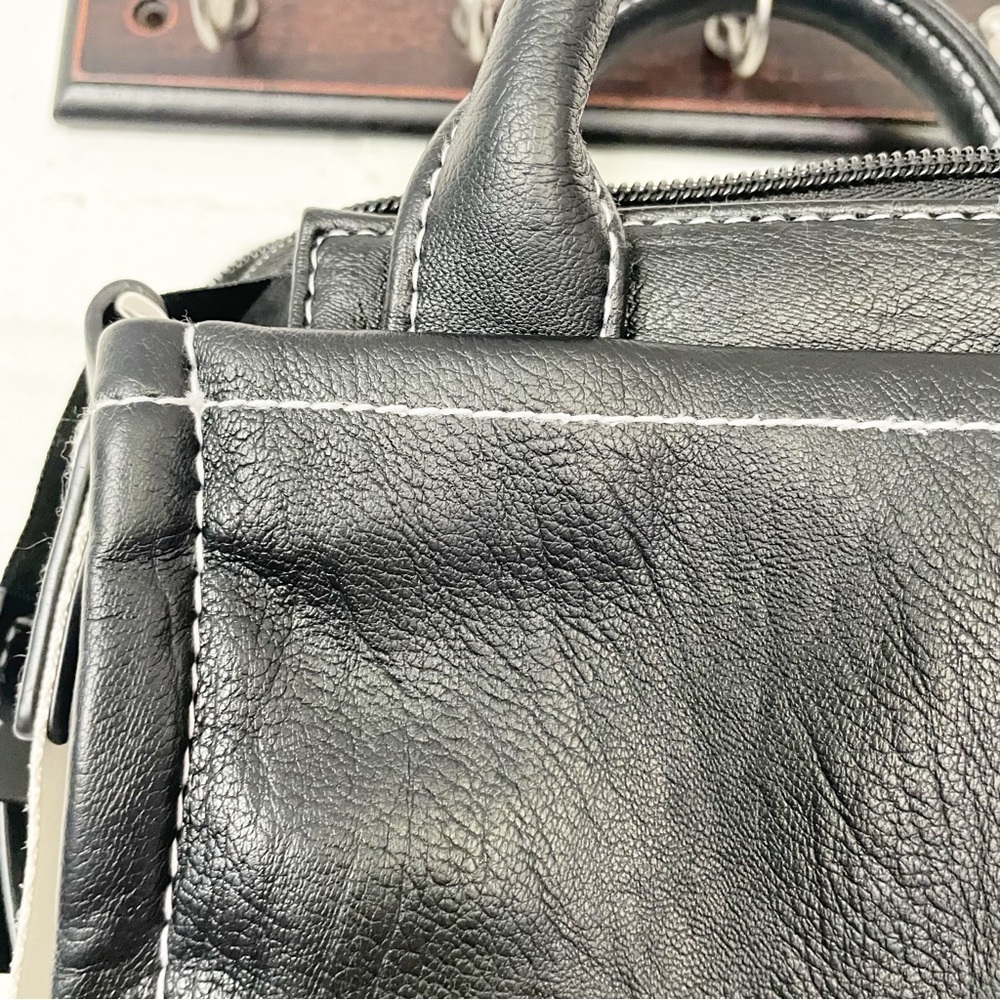 Wild Fable Black Vegan Leather Mini Bag - Picture 8 of 11
